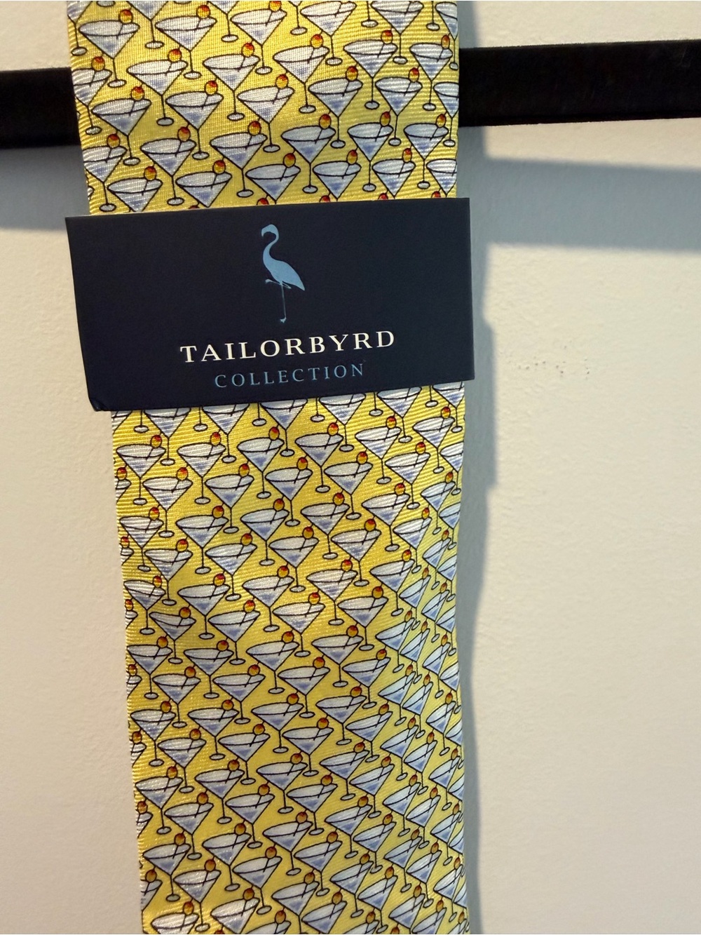 NWT Tailorbyrd Yellow Martini Glass Pattern Silk Tie